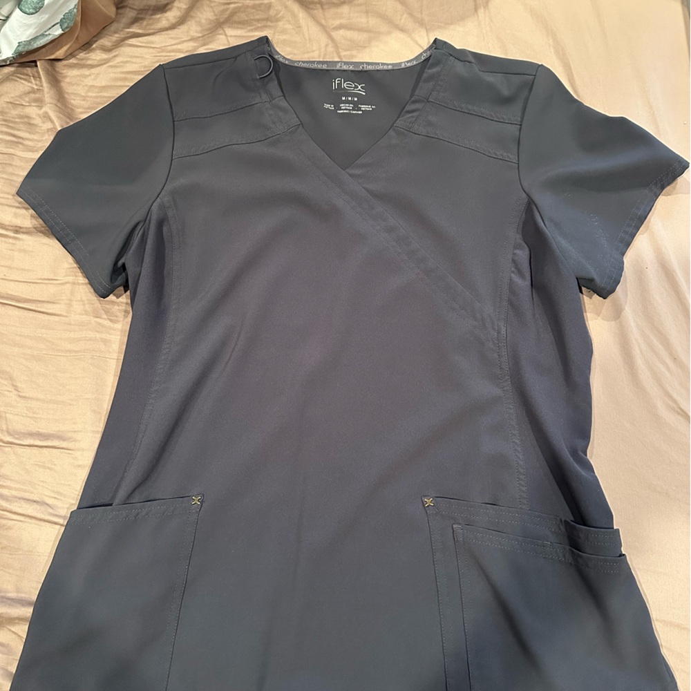 Cherokee iFlex Scrub Top